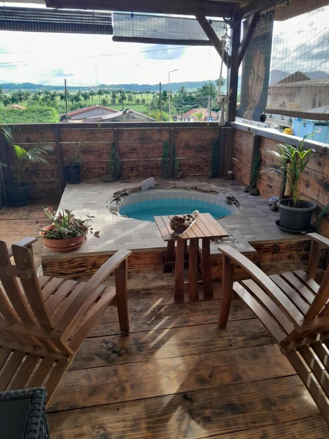Kami Lodge F3 Jacuzzi Riviere-Salee Dış mekan fotoğraf